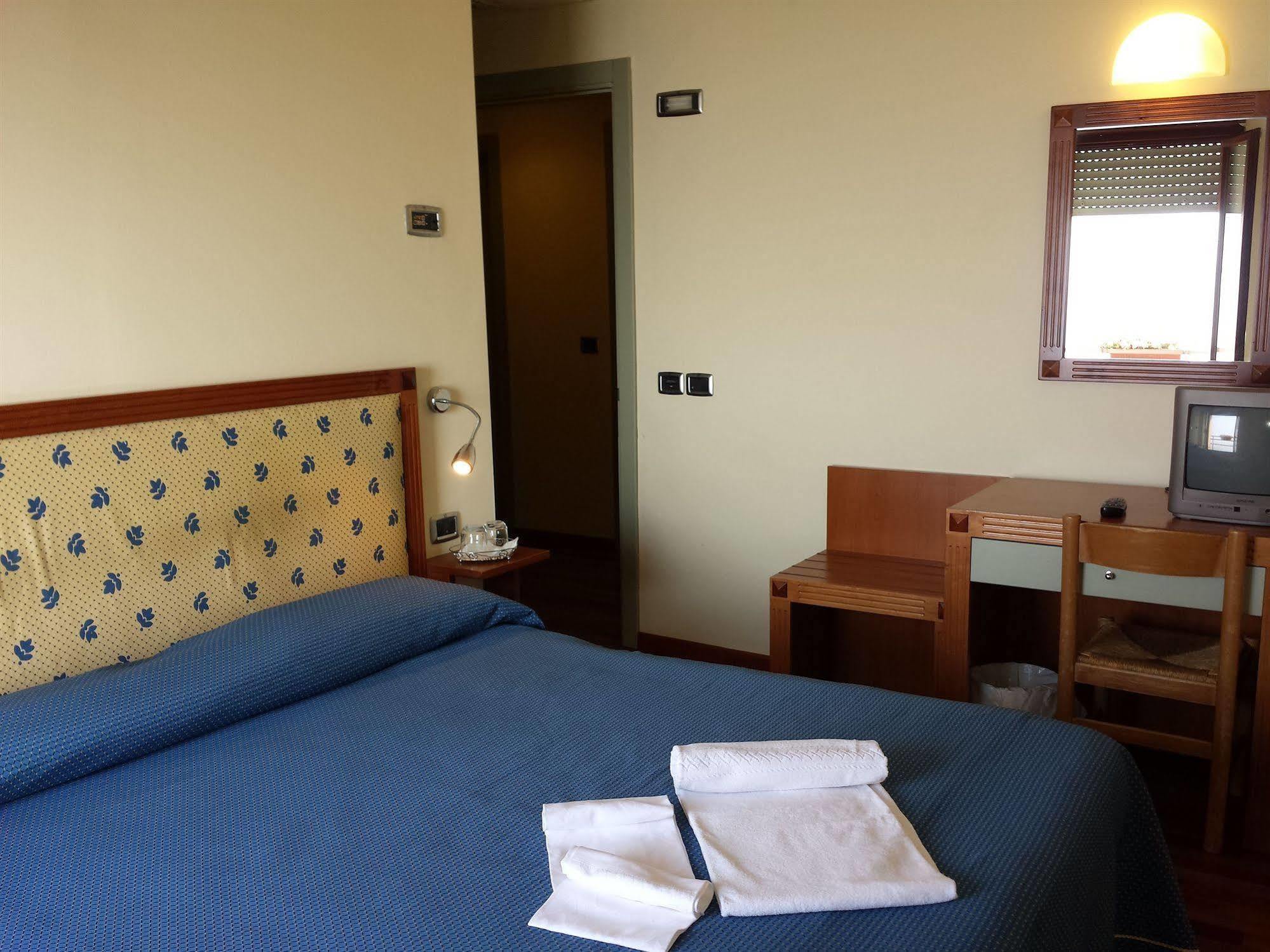 Hotel Il Castellaccio Piccione Εξωτερικό φωτογραφία