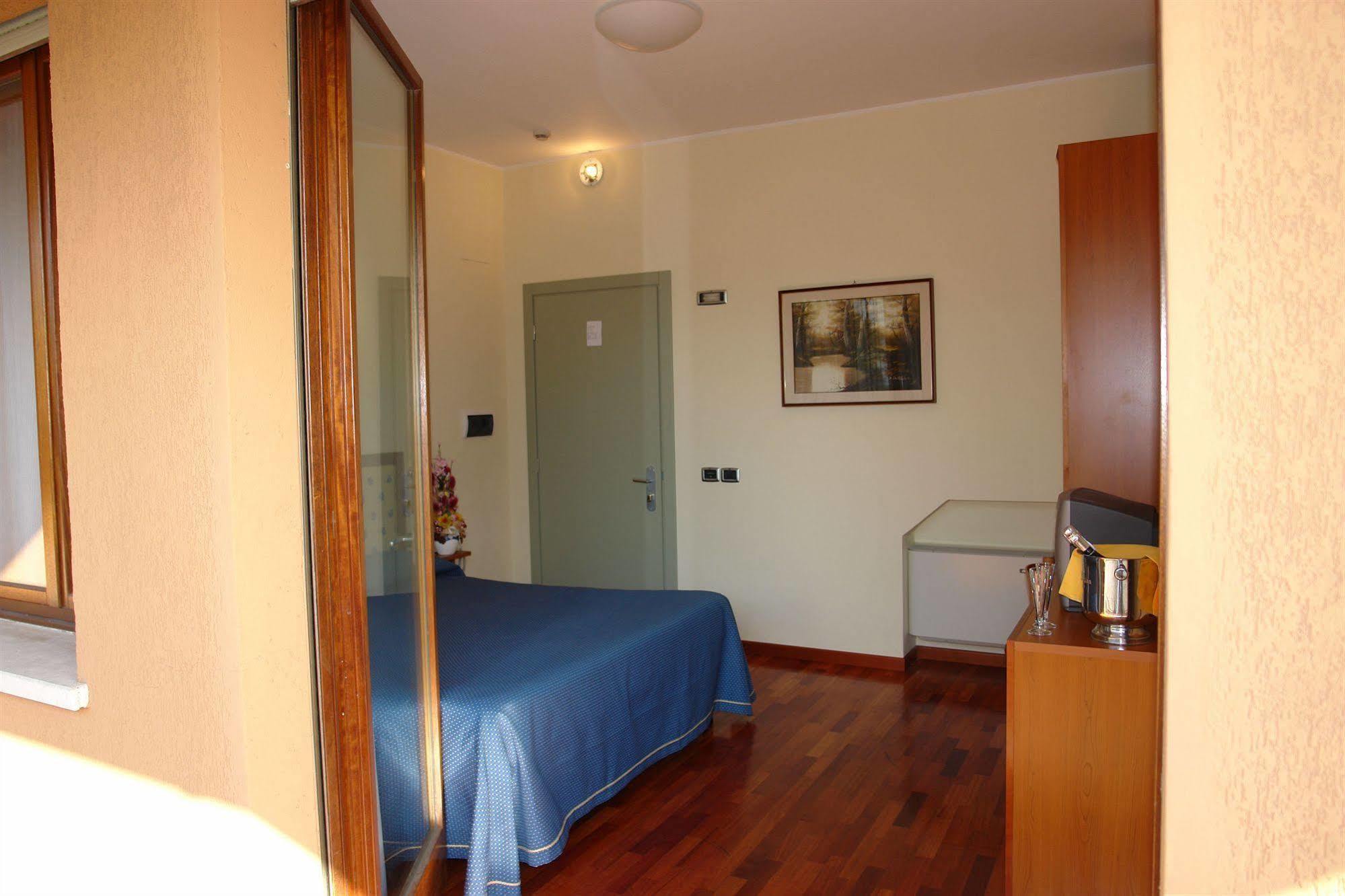 Hotel Il Castellaccio Piccione Εξωτερικό φωτογραφία
